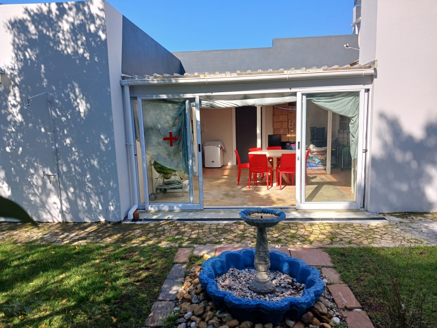 3 Bedroom Property for Sale in Heuningkloof Western Cape
